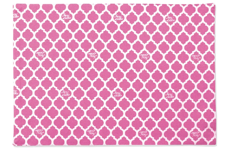 Easy low-calorie desserts-Pink Quatrefoil Placemat - Set of 4