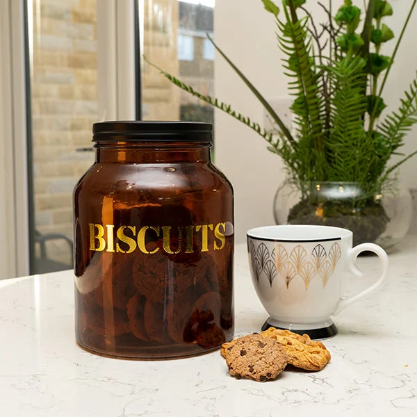 Best strainers for pasta-Vintage Style Glass "Biscuit" Storage Jar in Amber Gold