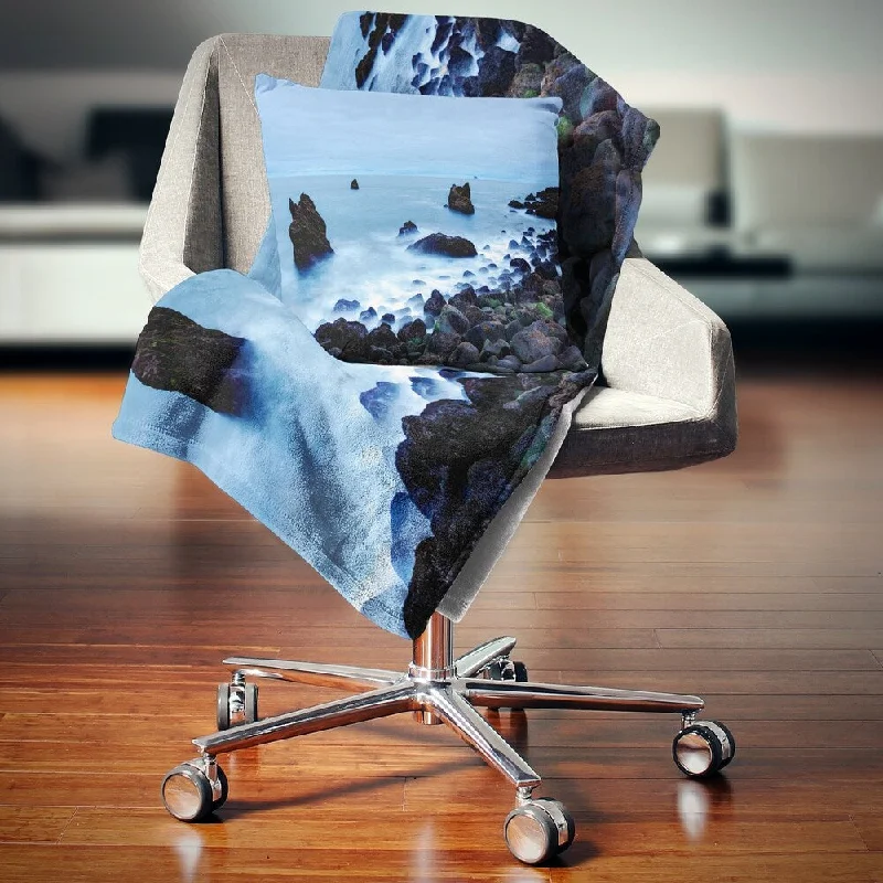 electric fleece throw blanket-Designart 'Rocky Coast near Raykjanes' Seashore Throw Blanket